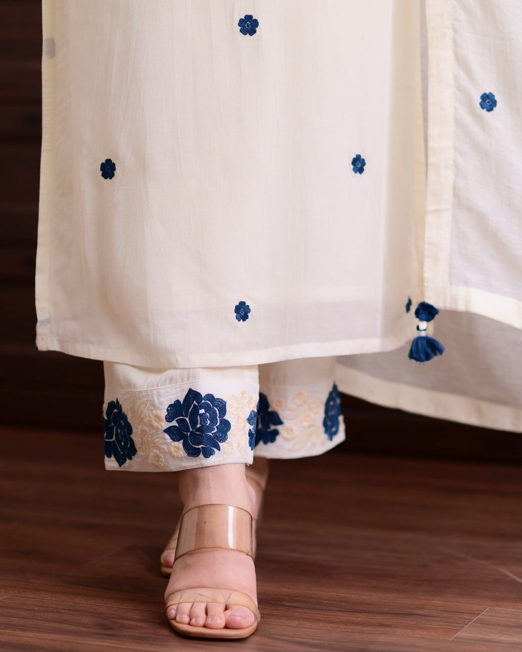 Elegant Reyon Slub Kurta Set with Chanderi Dupatta