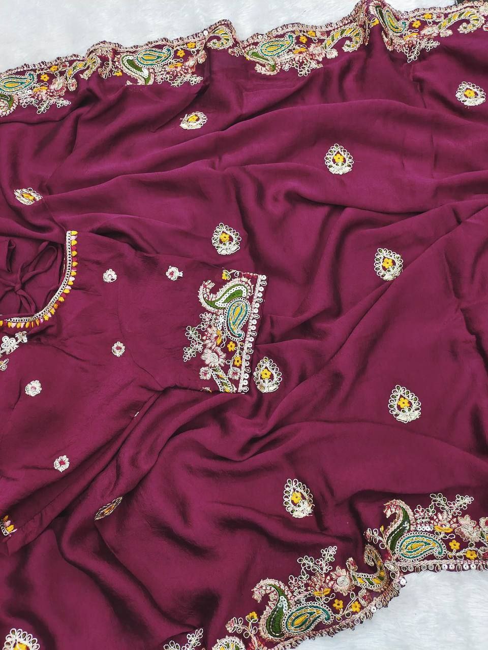 Real Modelling Premium Noha Crush Saree with Heavy Embroidery